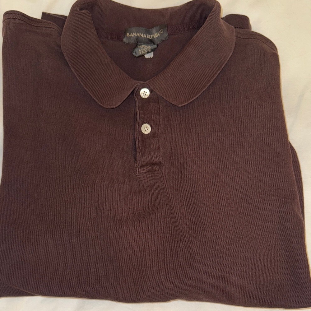 Banana Republic Men's mulberry  Polo Shirt. 💯 Cotton mesh. Size XL.
